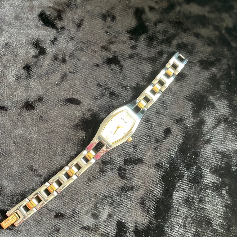 Relic Silver And Gold Ladies Watch Relic Silver And Gold Ladies Watch